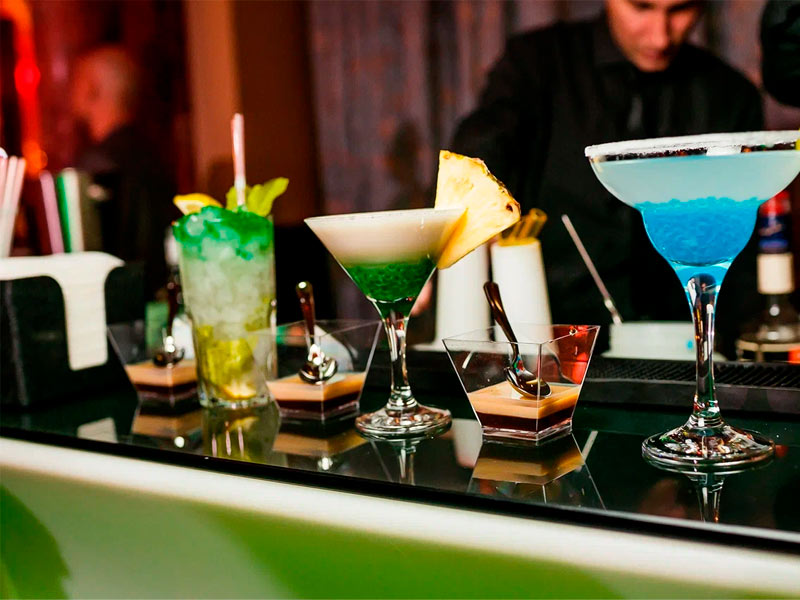 Бар «Новогодняя химия»