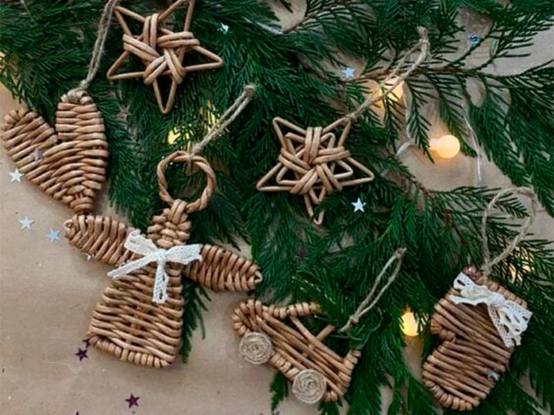 Создание новогодних игрушек из натуральных материалов