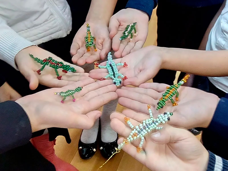 Мастер-класс «Плетение из бисера»