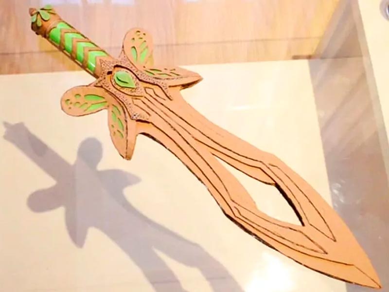 Мастер-класс «Шлемы и мечи»