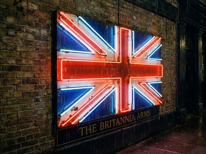 Неоновая вывеска 