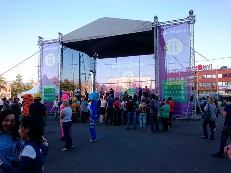 Сцена Двускатная 8x6 Металлик