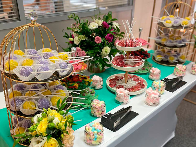 Сладкий стол (Кэнди бар)