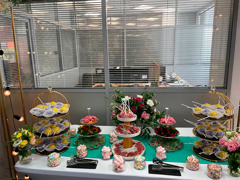 Сладкий стол (Кэнди бар)