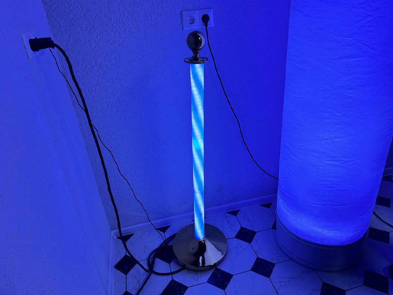 Светящиеся столбики ограждения